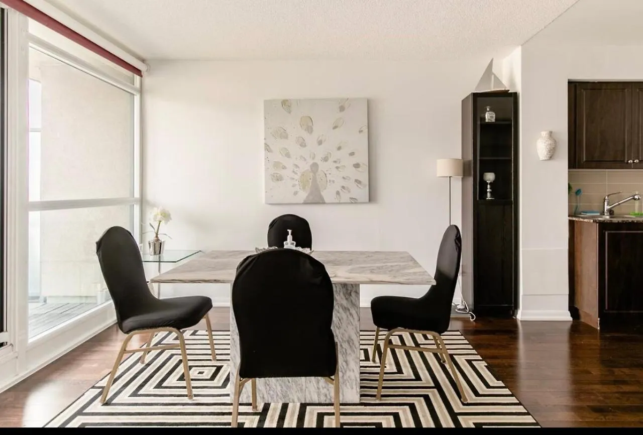 アパート Downtown Toronto+Free Parking+Cn Tower Viewアパートメント