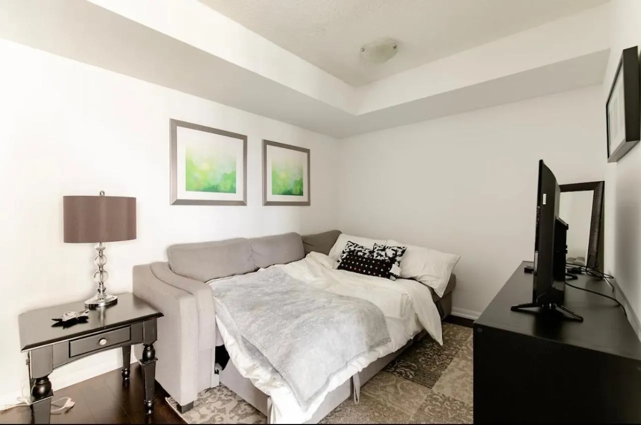 Downtown Toronto+Free Parking+Cn Tower Viewアパートメント アパート